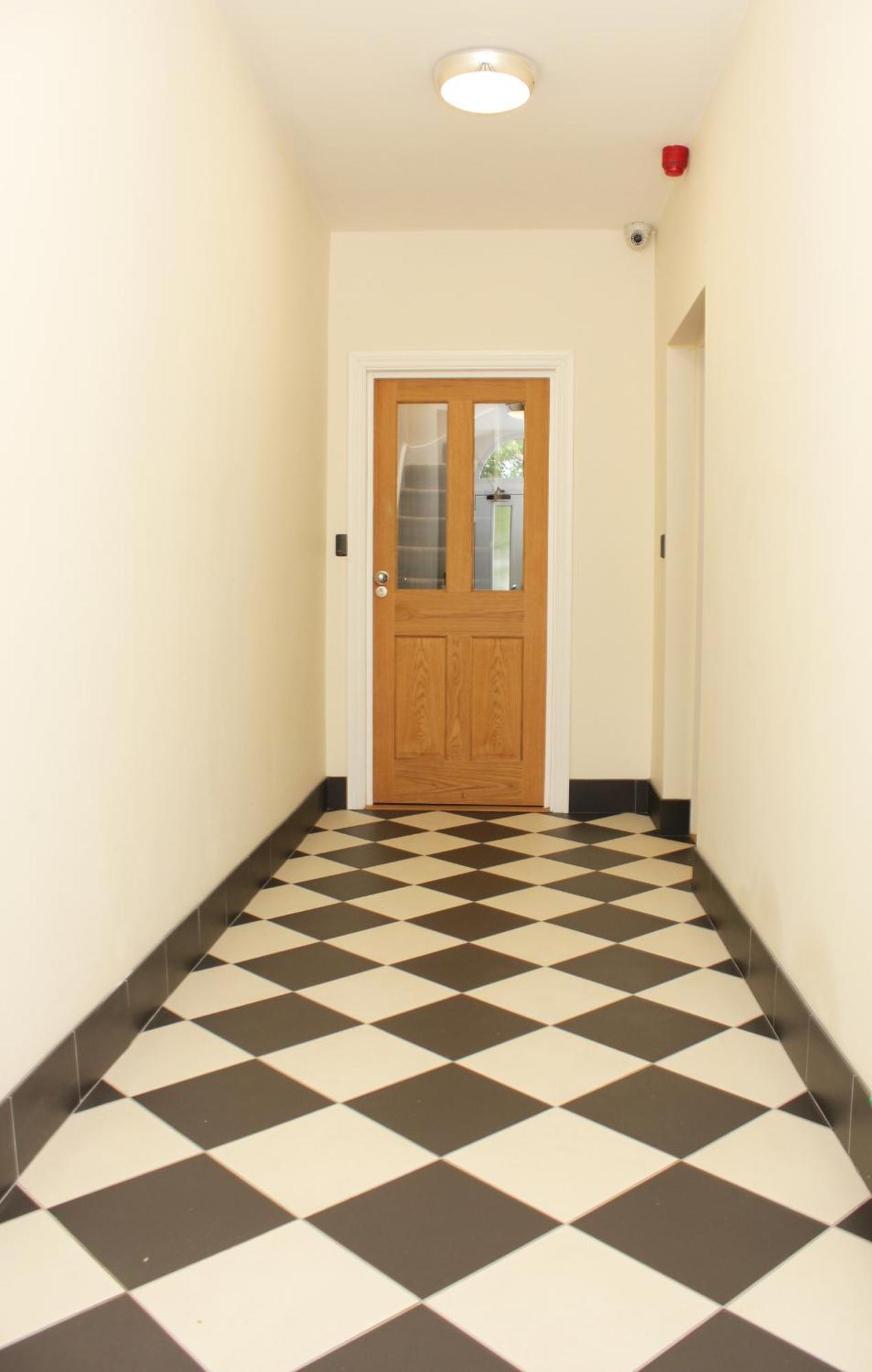 Brentwood Hotel 3*