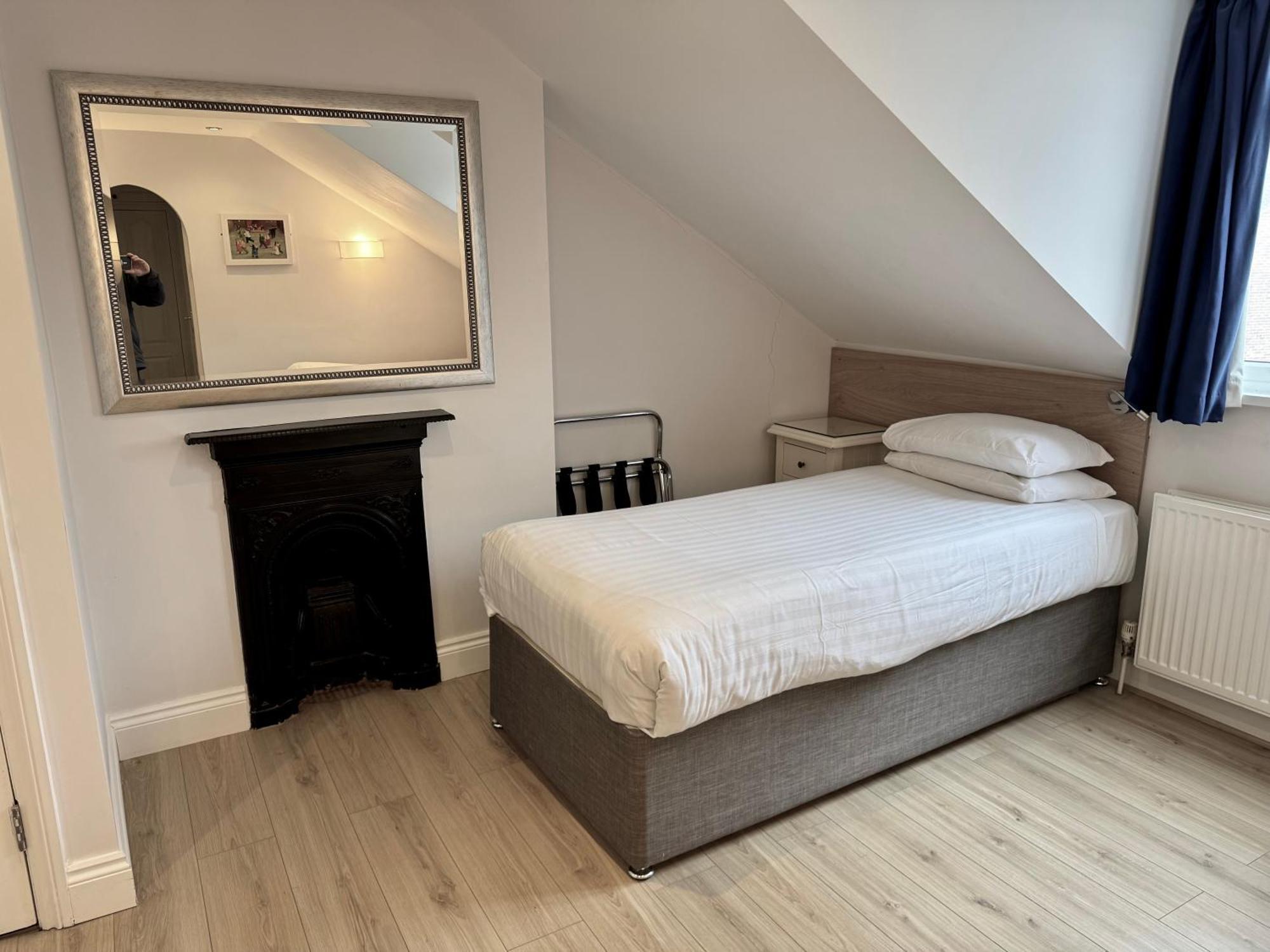 Brentwood Hotel Affittacamere Brentwood