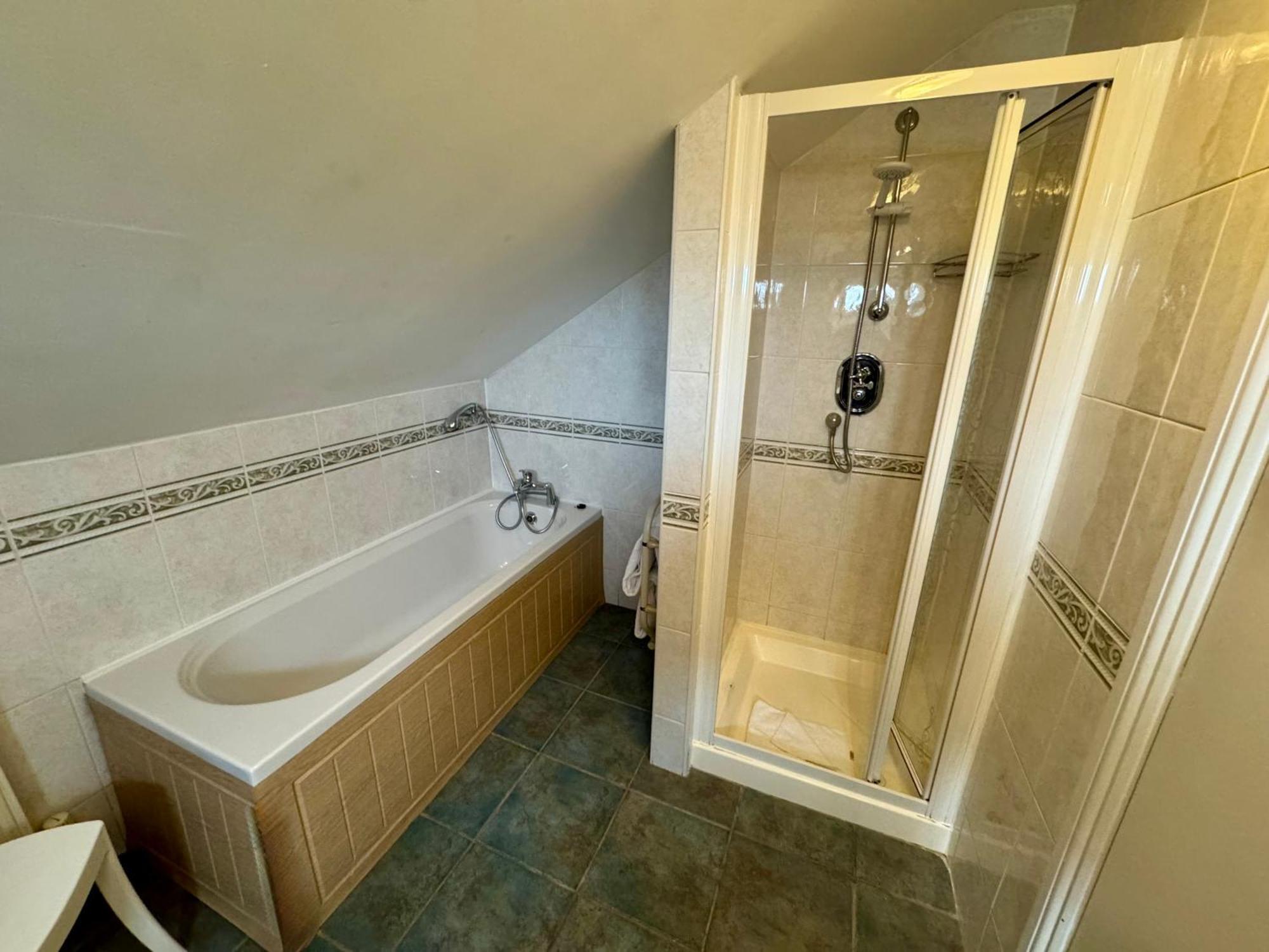 Brentwood Hotel 3*